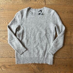 Gray Knit Cashmere Sweater | Size S